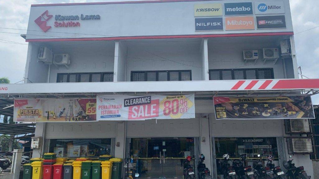 Mall Baru vs Tradisi Parcel Lebaran: Siapa yang Akan Menang di Cilacap?